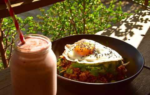 Blue Earth Cafe - Book Restaurant 0