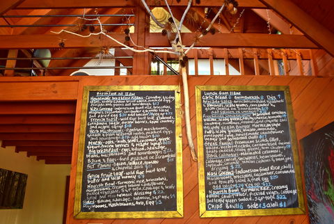 Blue Earth Cafe - Book Restaurant 1