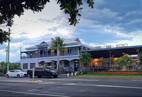 Commercial Hotel Redbank - Book Restaurant 0