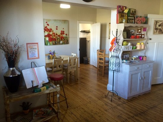 Piallaway ACT Book Restaurant