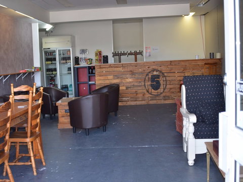 Five Barrel Brewing - Book Restaurant 1