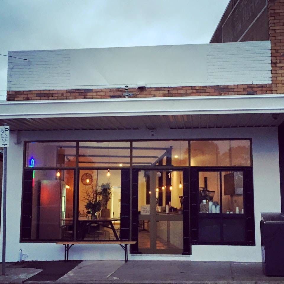  Book Restaurant