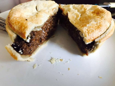 Keith's Pies - Book Restaurant 0