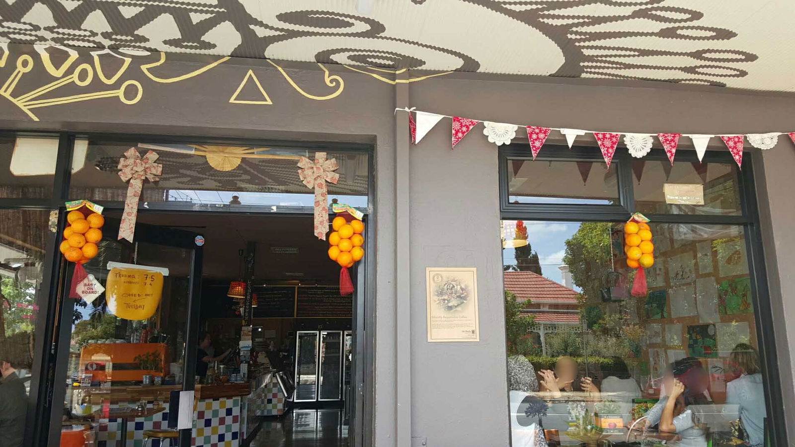 Book Restaurant