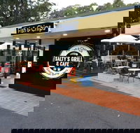 Salty's Grill  Cafe - Book Restaurant