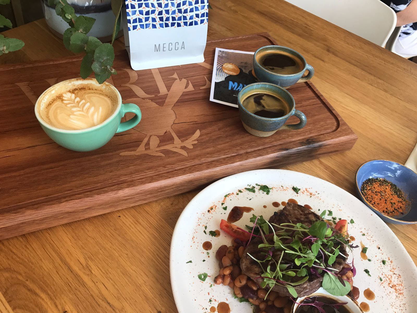 Round Corner NSW Book Restaurant