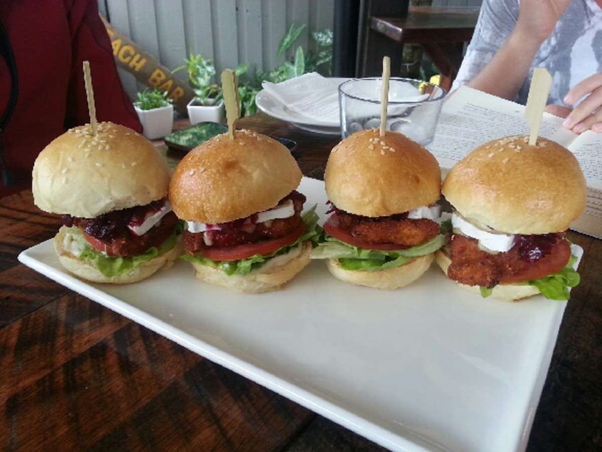 Carmoo QLD Book Restaurant