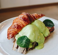 Whitehorse Chloe - Book Restaurant