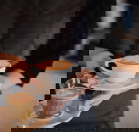 Beehive Hotel - Book Restaurant