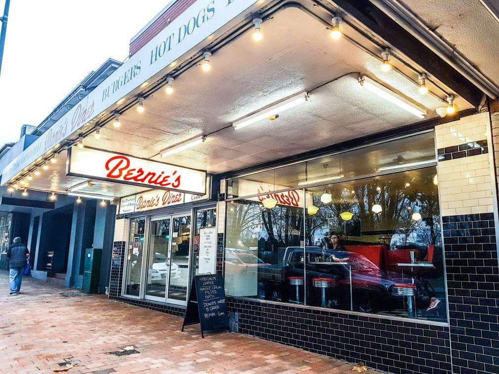 Moss Vale NSW Book Restaurant