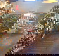 Cafe Gummo - Book Restaurant