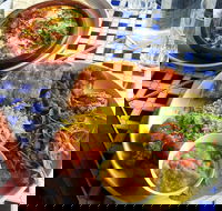 Dogs Bar - Book Restaurant