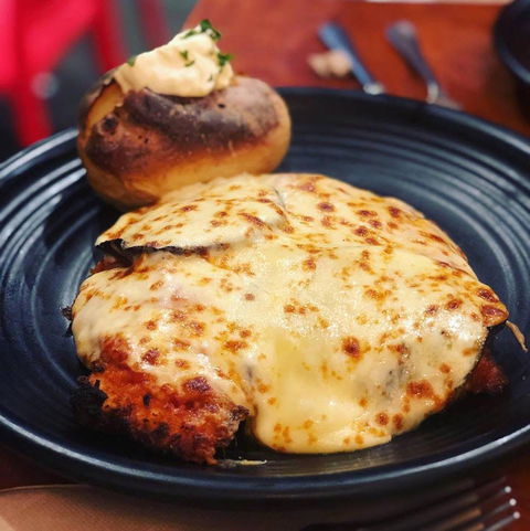 Franita's Pizza, Pasta And Schnitzel - Book Restaurant 0