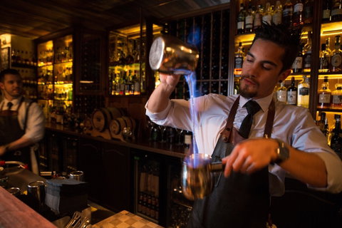 Molly - Book Restaurant 0