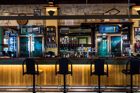 South Eastern Hotel - Book Restaurant 2