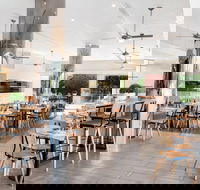 The Grill Pelican Waters - Book Restaurant