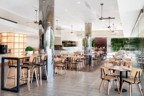 The Grill Pelican Waters - Book Restaurant 0