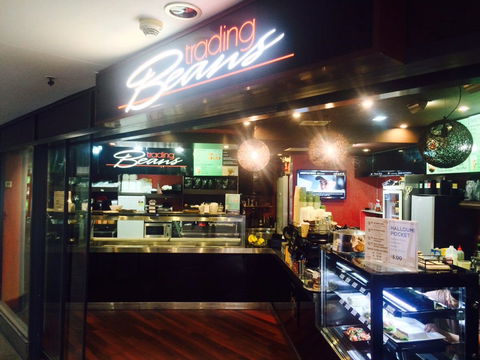 Una's Café & Restaurant - Book Restaurant 0