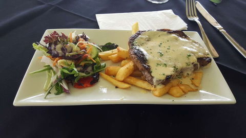 Windows On Wygonda - Book Restaurant 0