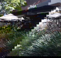Cafein bar - Book Restaurant