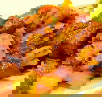 Chen's Kitchen - Book Restaurant