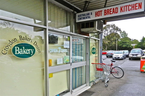 Croydon Baker's Dozen Bakery - Book Restaurant 0