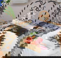 Juno Dessert  Cafe - Book Restaurant