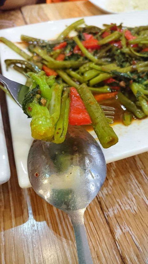 Kampung Story - Book Restaurant 0