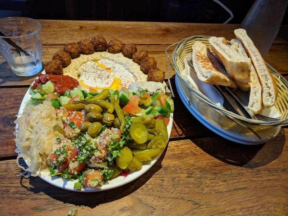 Byron Bay NSW Book Restaurant