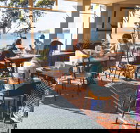 Tesso's Cafe and Bistro - Book Restaurant