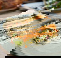 The Burrito Bar - Banyo - Book Restaurant