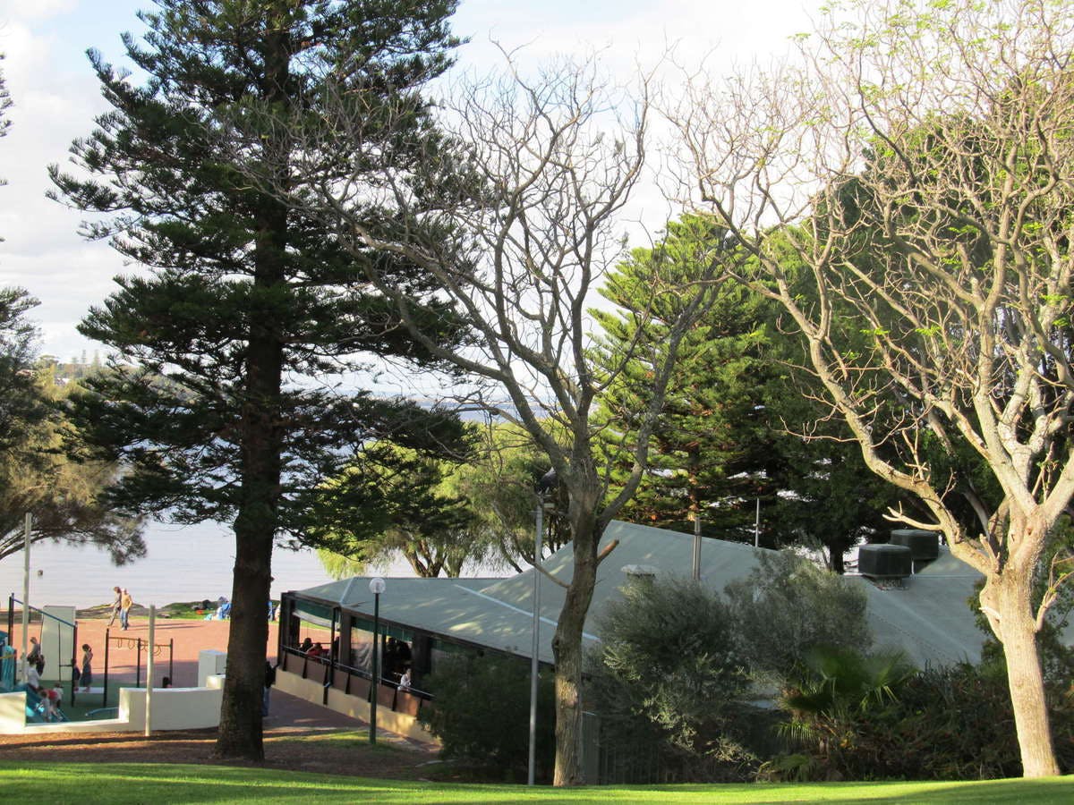 Walter's River Cafe Bicton