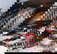 Deja Vu - Book Restaurant