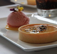 Graphic Arts Club - Book Restaurant