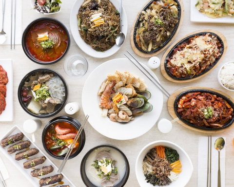 ONGGI JONGGI - Book Restaurant 0