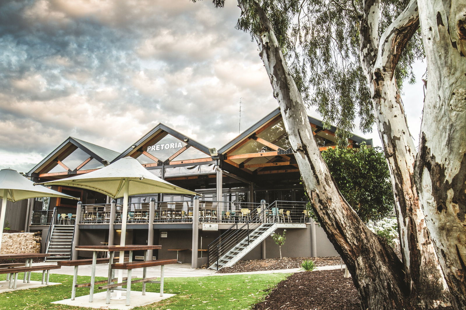 Five Miles SA Book Restaurant