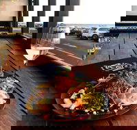 Secrets by the sea - Book Restaurant