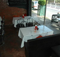 1061 Wood Fired Pizza - Book Restaurant