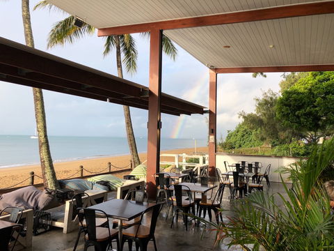 Enzo's On The Beach - Book Restaurant 0