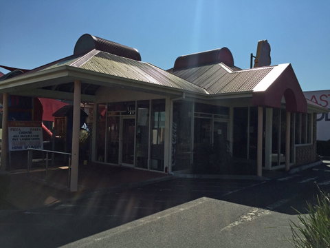 Fergusson Winery & Restaurant - Book Restaurant 0
