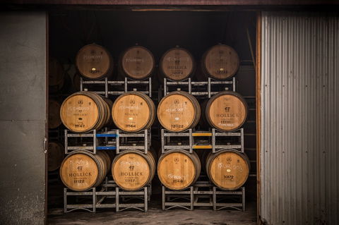 Hollick Estates - Book Restaurant 0