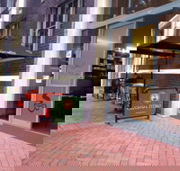 Joe's Cafe Chino - Book Restaurant