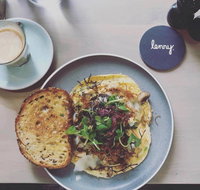 Lenny - Book Restaurant