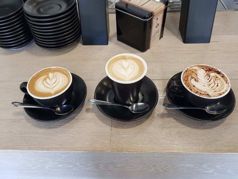 Little Frenchie & Co - Book Restaurant 0