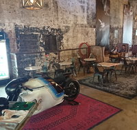Smoked Garage - Book Restaurant