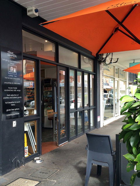 Three Daughters Cafe - Book Restaurant 0