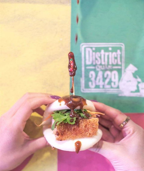 The Pizza Project - Book Restaurant 6