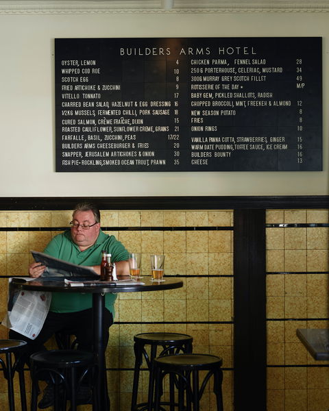Builders Arms Hotel - Book Restaurant 2