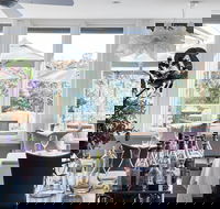 Lake House Restaurant - Book Restaurant