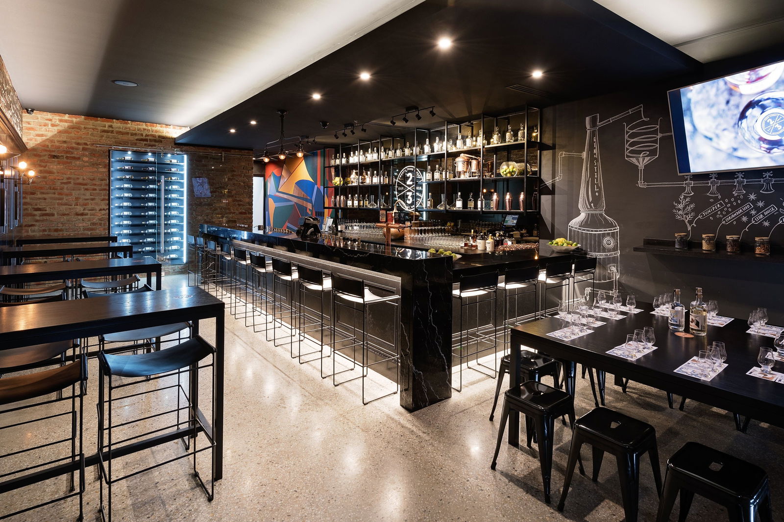  Book Restaurant